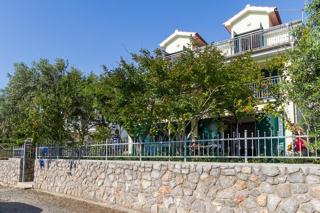 Apartments Vukelic 클레노비차 외부 사진