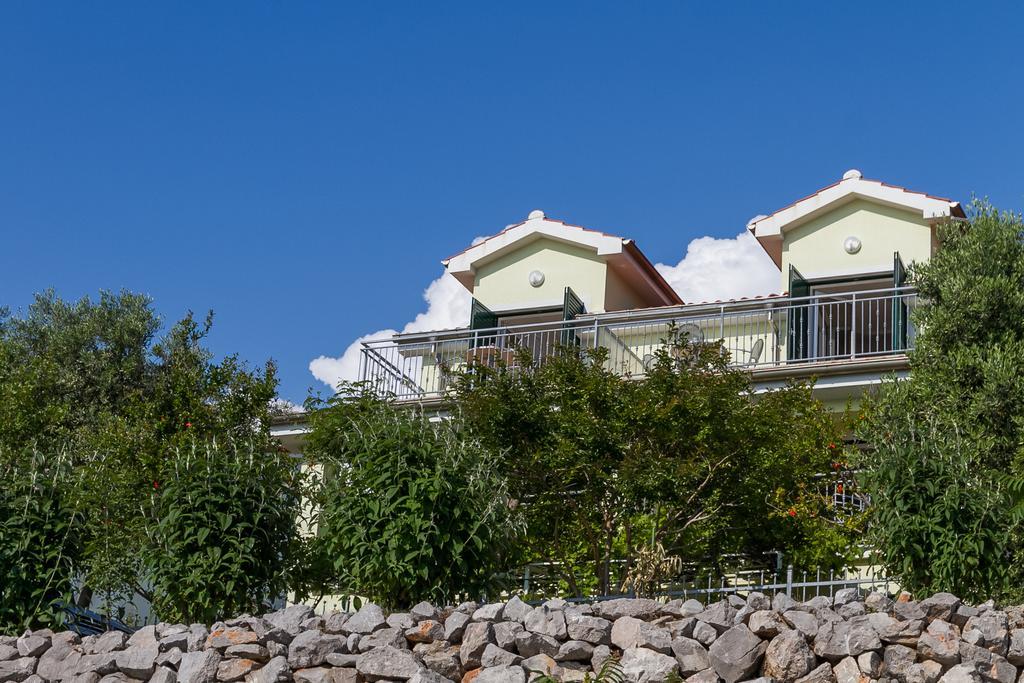 Apartments Vukelic 클레노비차 외부 사진