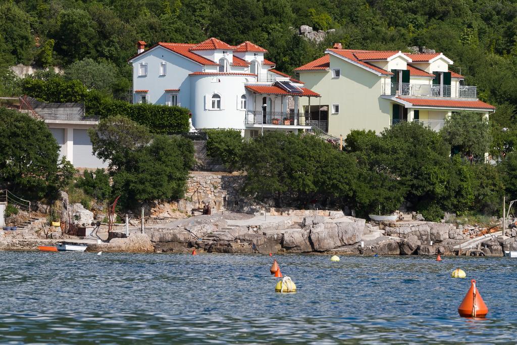 Apartments Vukelic 클레노비차 외부 사진