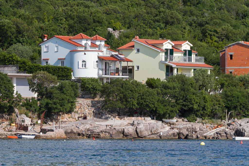 Apartments Vukelic 클레노비차 외부 사진